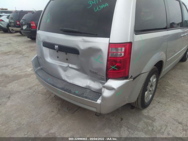 Photo 5 VIN: 2D4RN4DE4AR111473 - DODGE GRAND CARAVAN 