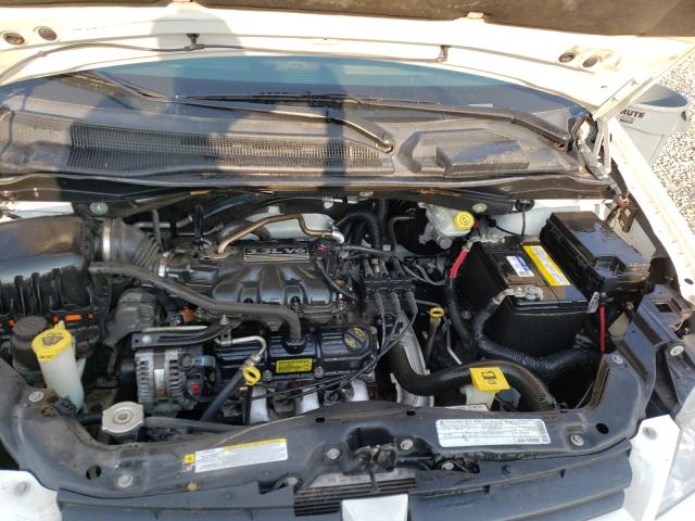 Photo 6 VIN: 2D4RN4DE4AR220001 - DODGE GRAND CARA 