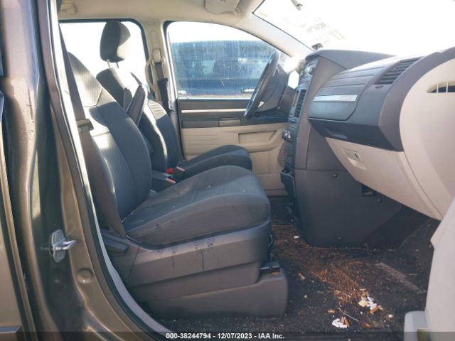 Photo 4 VIN: 2D4RN4DE4AR265830 - DODGE GRAND CARAVAN 