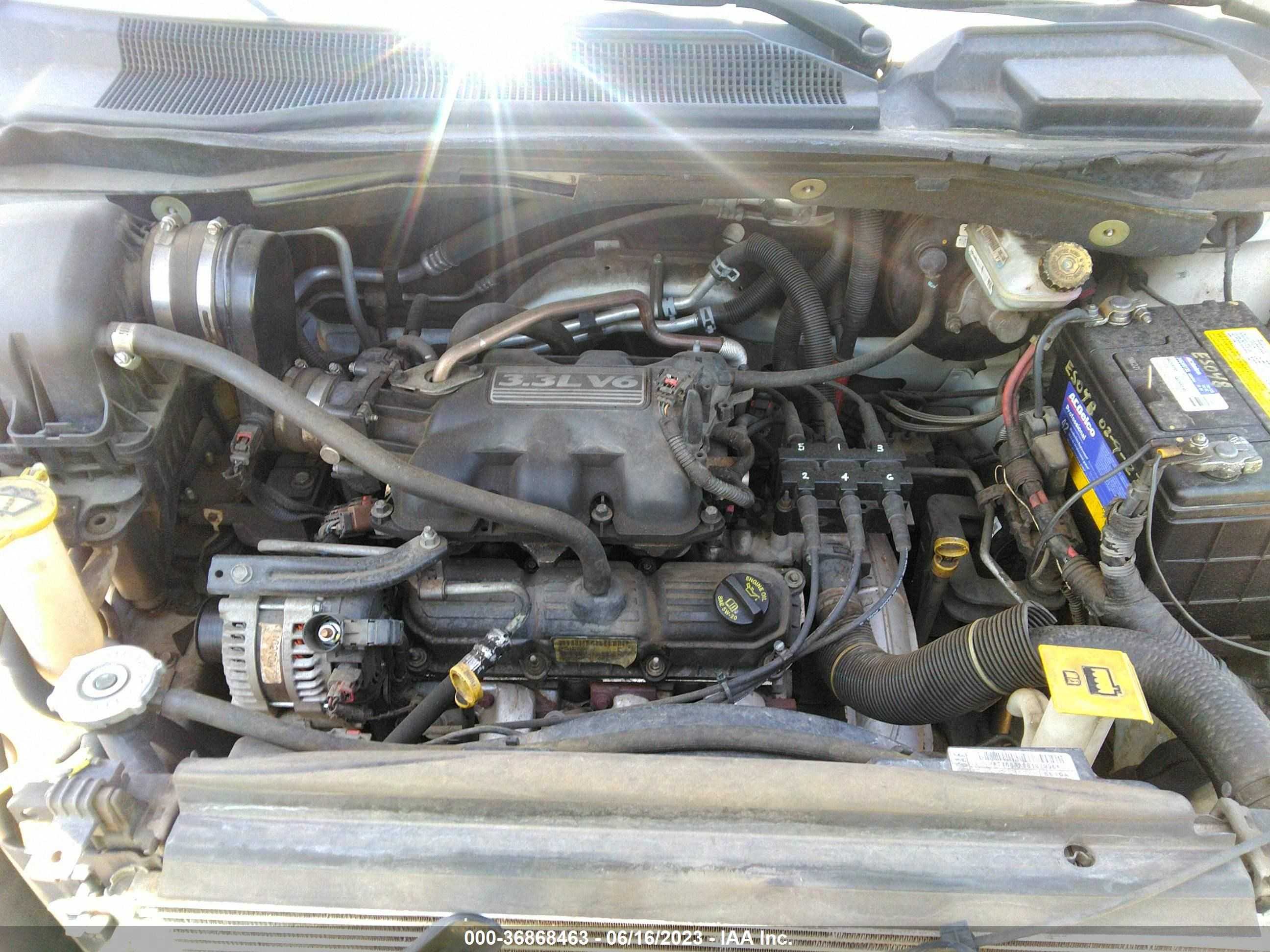 Photo 9 VIN: 2D4RN4DE4AR297080 - DODGE CARAVAN 