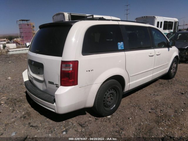 Photo 3 VIN: 2D4RN4DE4AR318459 - DODGE GRAND CARAVAN 