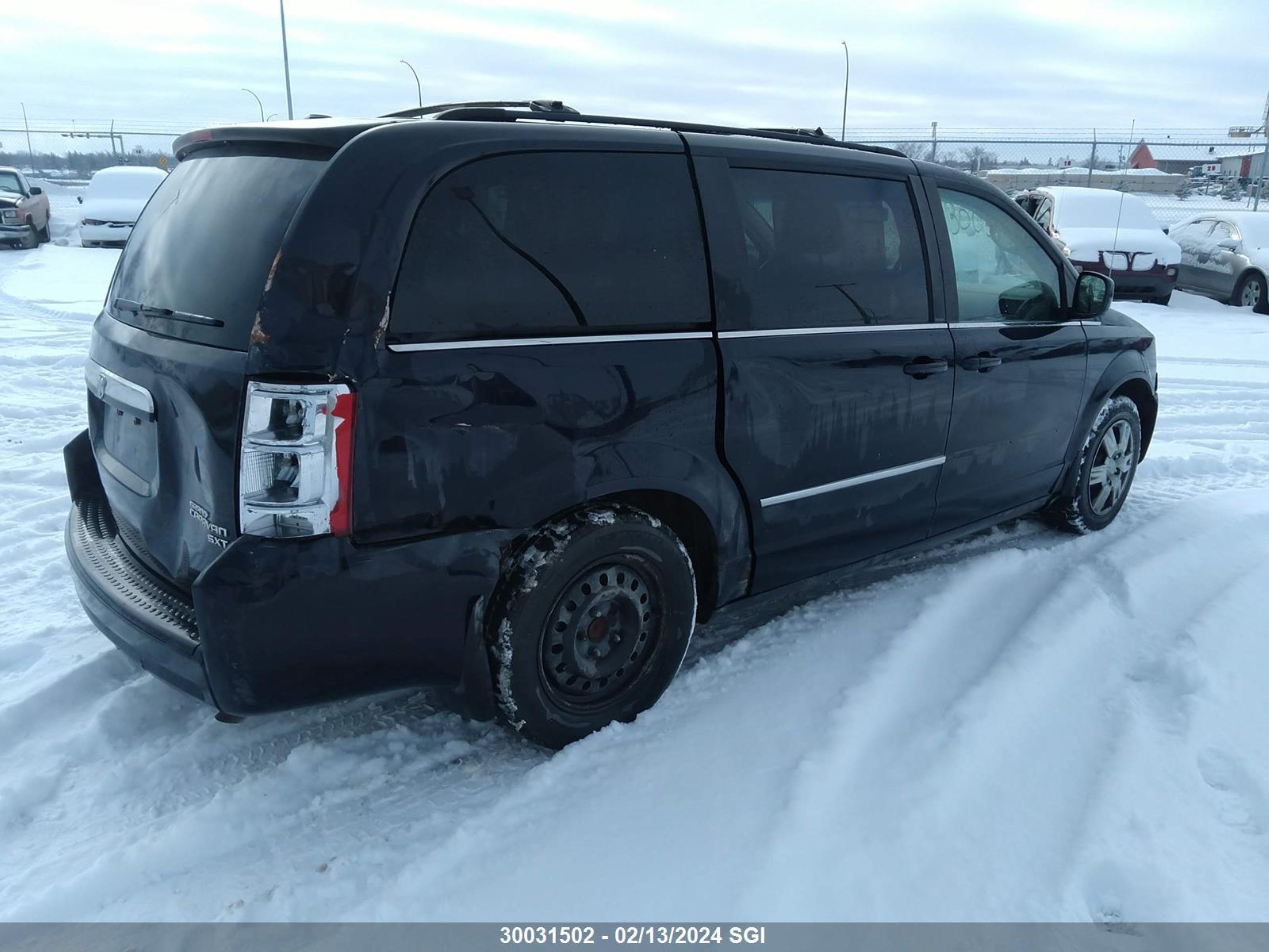 Photo 3 VIN: 2D4RN4DE4AR419324 - DODGE CARAVAN 