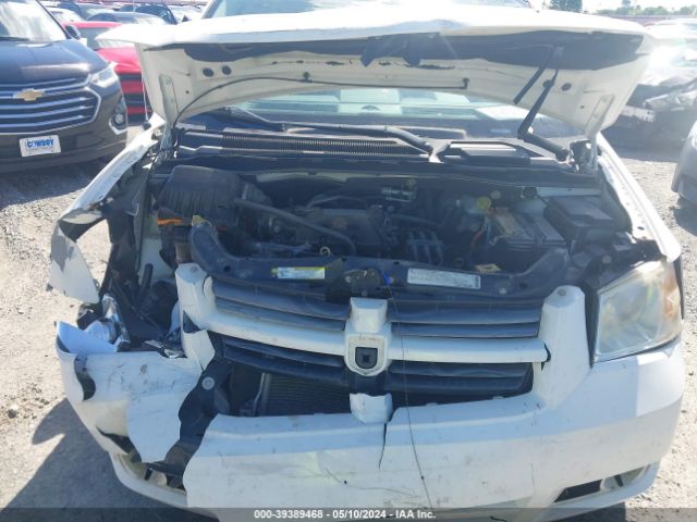 Photo 9 VIN: 2D4RN4DE5AR154011 - DODGE GRAND CARAVAN 