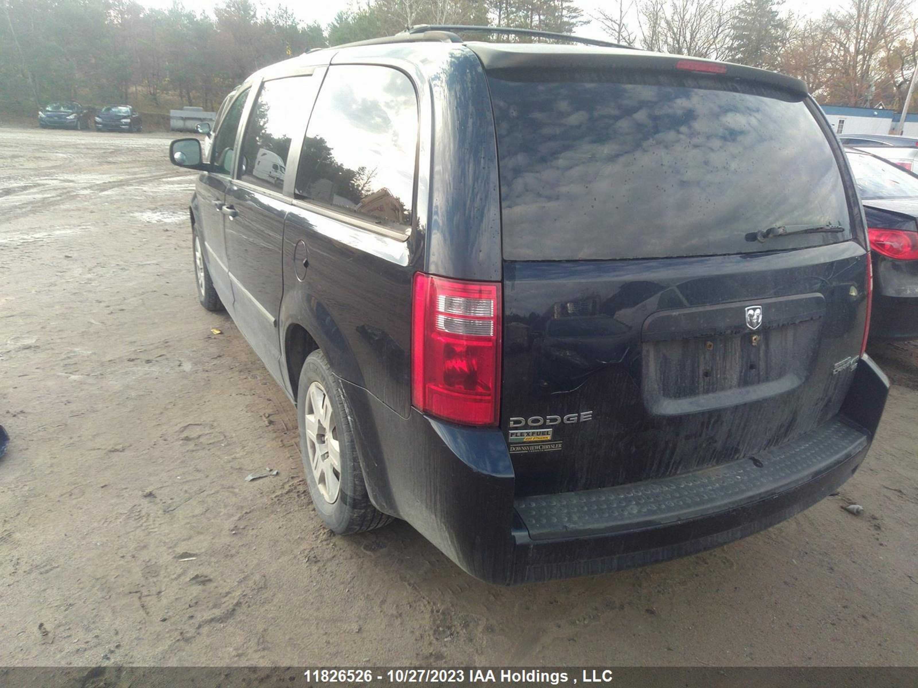 Photo 2 VIN: 2D4RN4DE5AR354239 - DODGE CARAVAN 