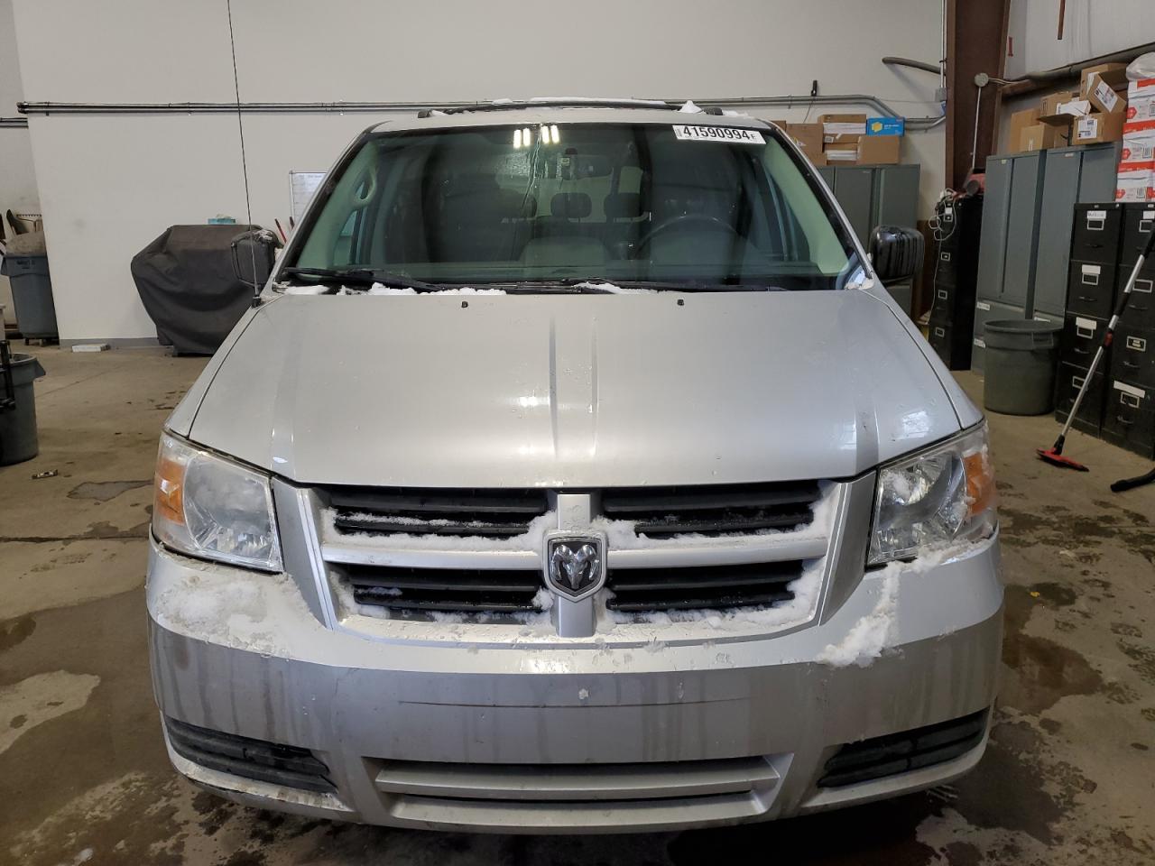 Photo 4 VIN: 2D4RN4DE6AR342858 - DODGE CARAVAN 