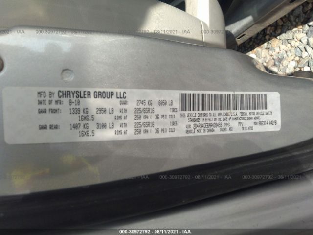 Photo 8 VIN: 2D4RN4DE6AR439459 - DODGE GRAND CARAVAN 