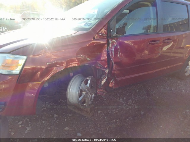 Photo 6 VIN: 2D4RN4DE7AR101844 - DODGE GRAND CARAVAN 