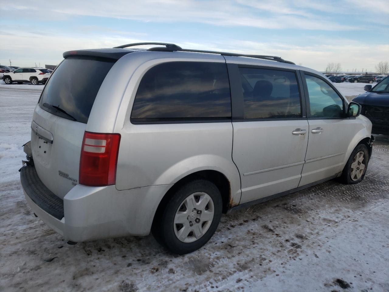 Photo 2 VIN: 2D4RN4DE7AR157606 - DODGE CARAVAN 