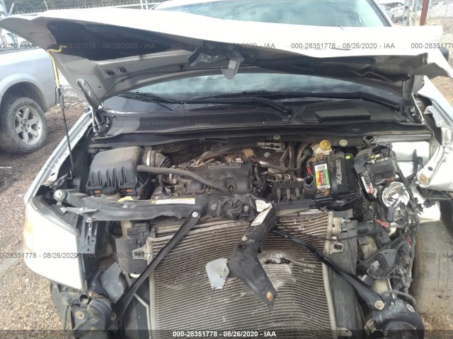 Photo 9 VIN: 2D4RN4DE7AR171344 - DODGE GRAND CARAVAN 