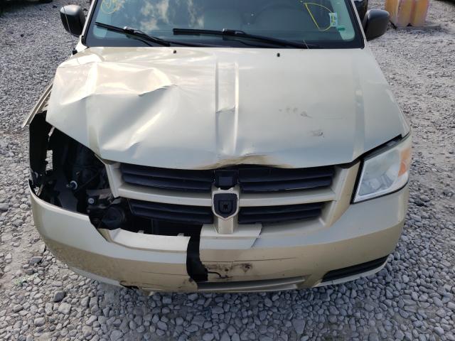 Photo 6 VIN: 2D4RN4DE7AR255079 - DODGE GRAND CARAVAN 