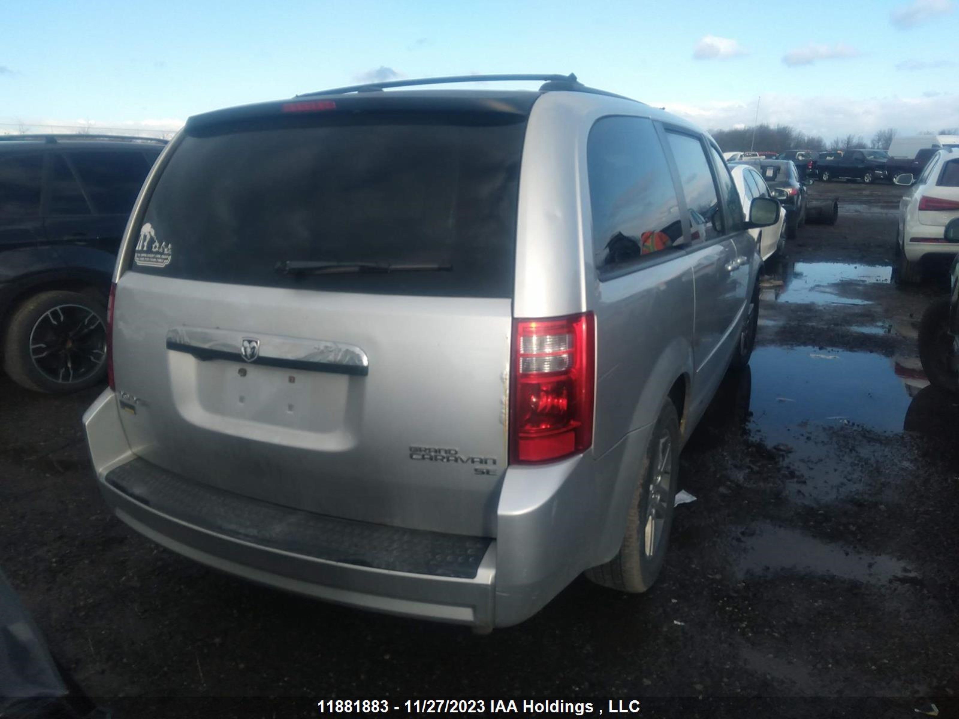 Photo 3 VIN: 2D4RN4DE7AR355408 - DODGE CARAVAN 