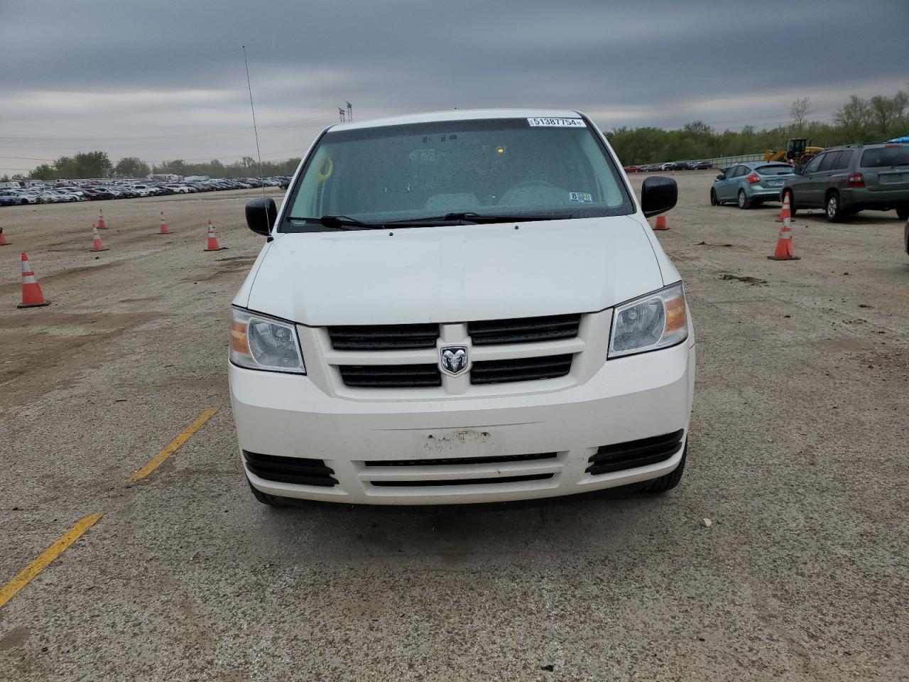 Photo 4 VIN: 2D4RN4DE8AR405460 - DODGE CARAVAN 