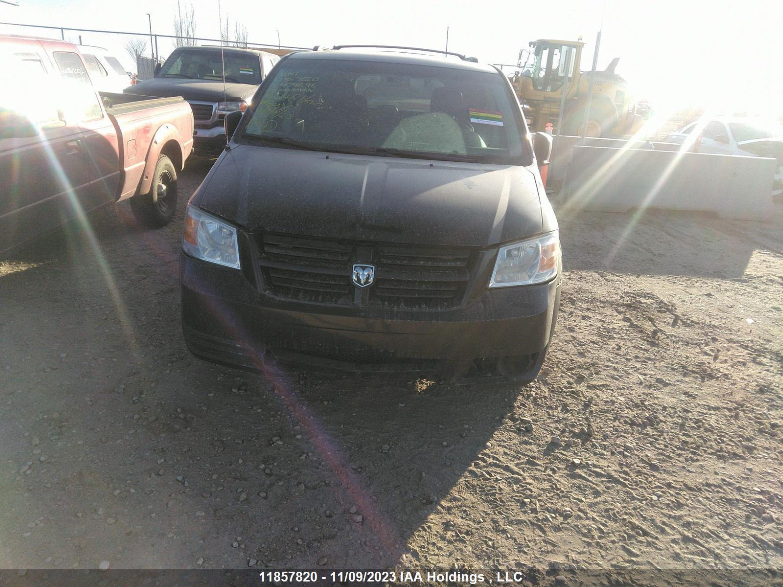 Photo 5 VIN: 2D4RN4DE8AR474696 - DODGE CARAVAN 