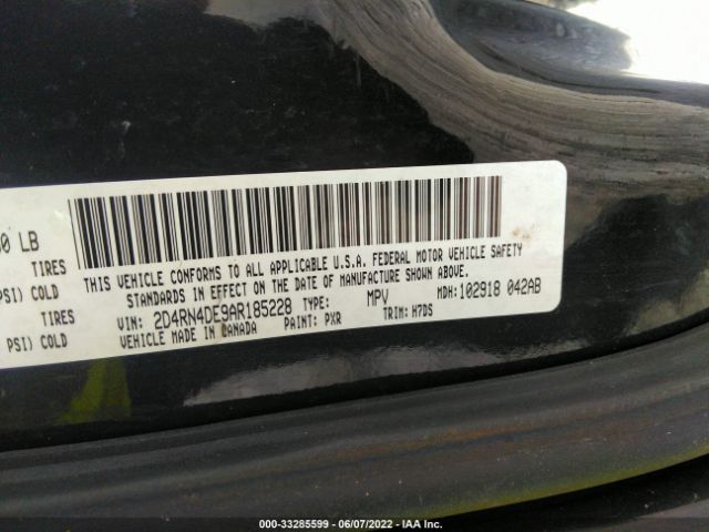 Photo 8 VIN: 2D4RN4DE9AR185228 - DODGE GRAND CARAVAN 