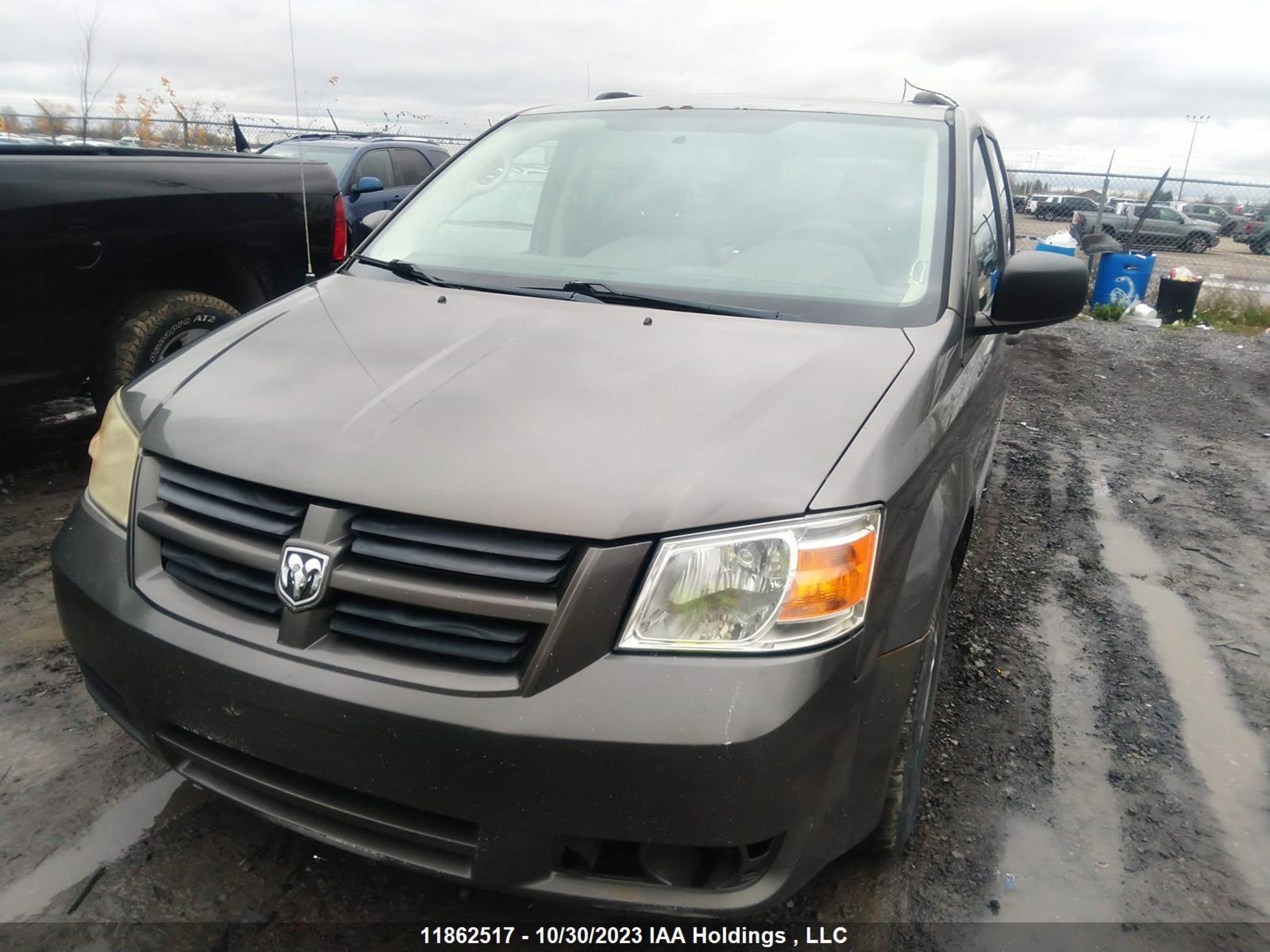 Photo 5 VIN: 2D4RN4DE9AR287645 - DODGE CARAVAN 