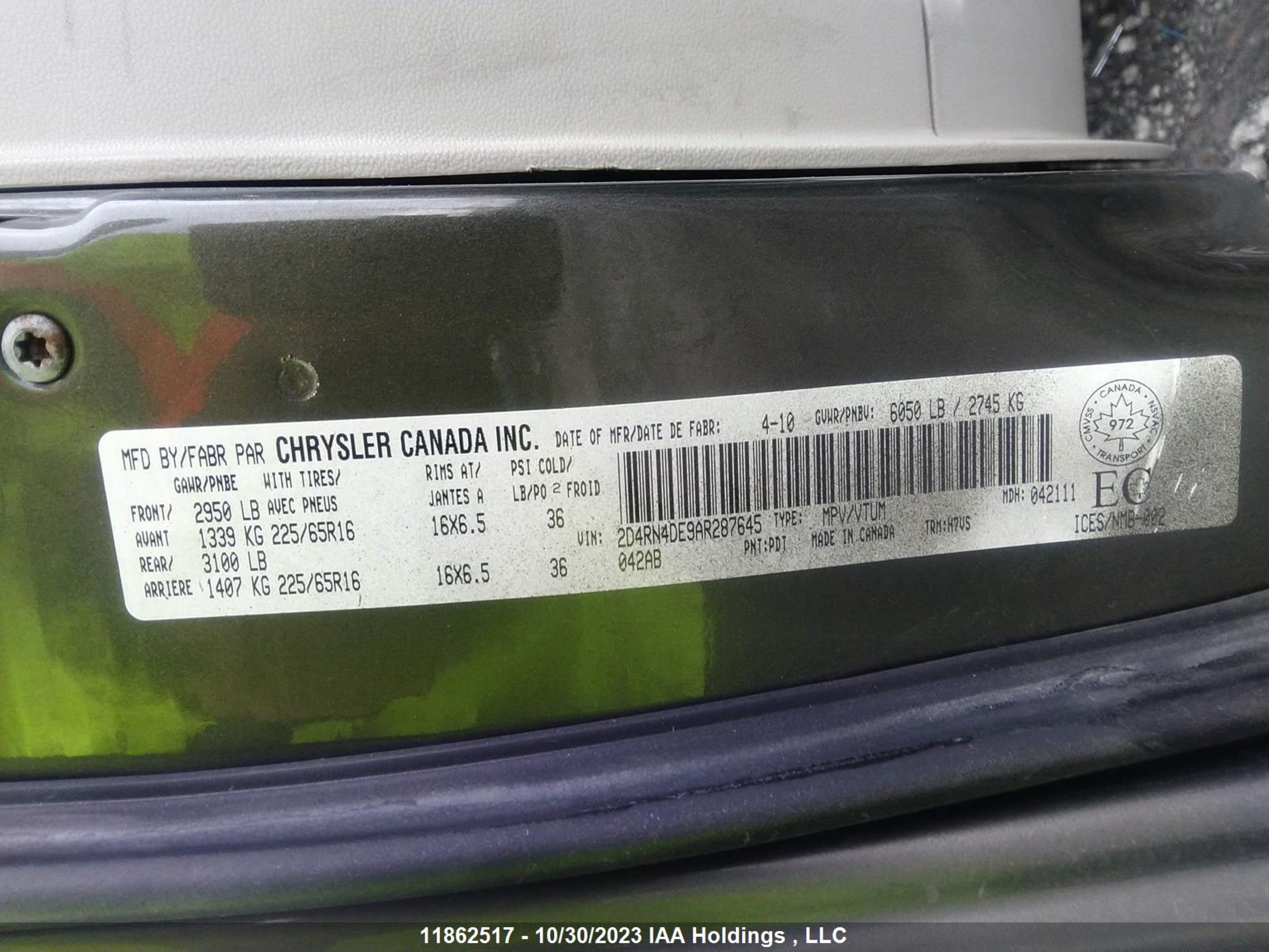 Photo 8 VIN: 2D4RN4DE9AR287645 - DODGE CARAVAN 