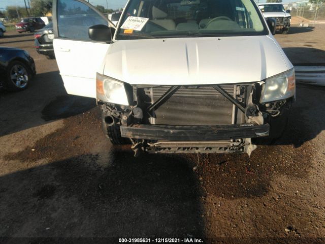 Photo 5 VIN: 2D4RN4DE9AR297334 - DODGE GRAND CARAVAN 