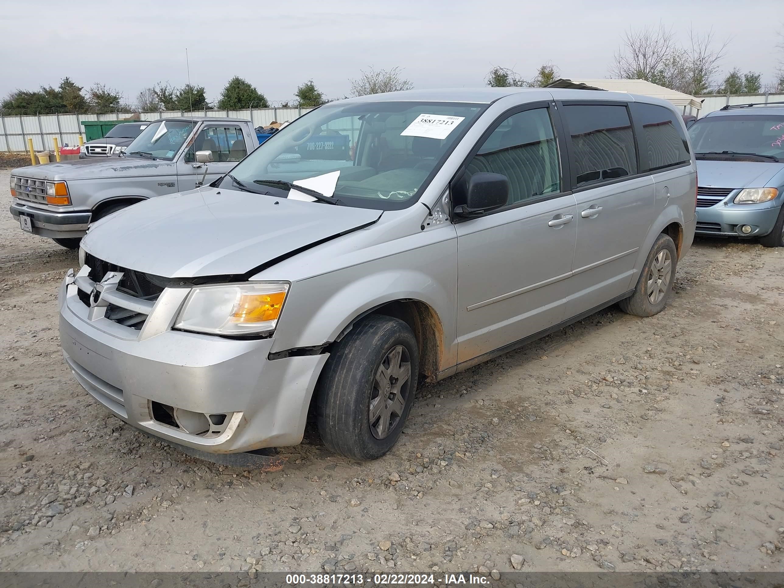 Photo 1 VIN: 2D4RN4DE9AR297494 - DODGE CARAVAN 