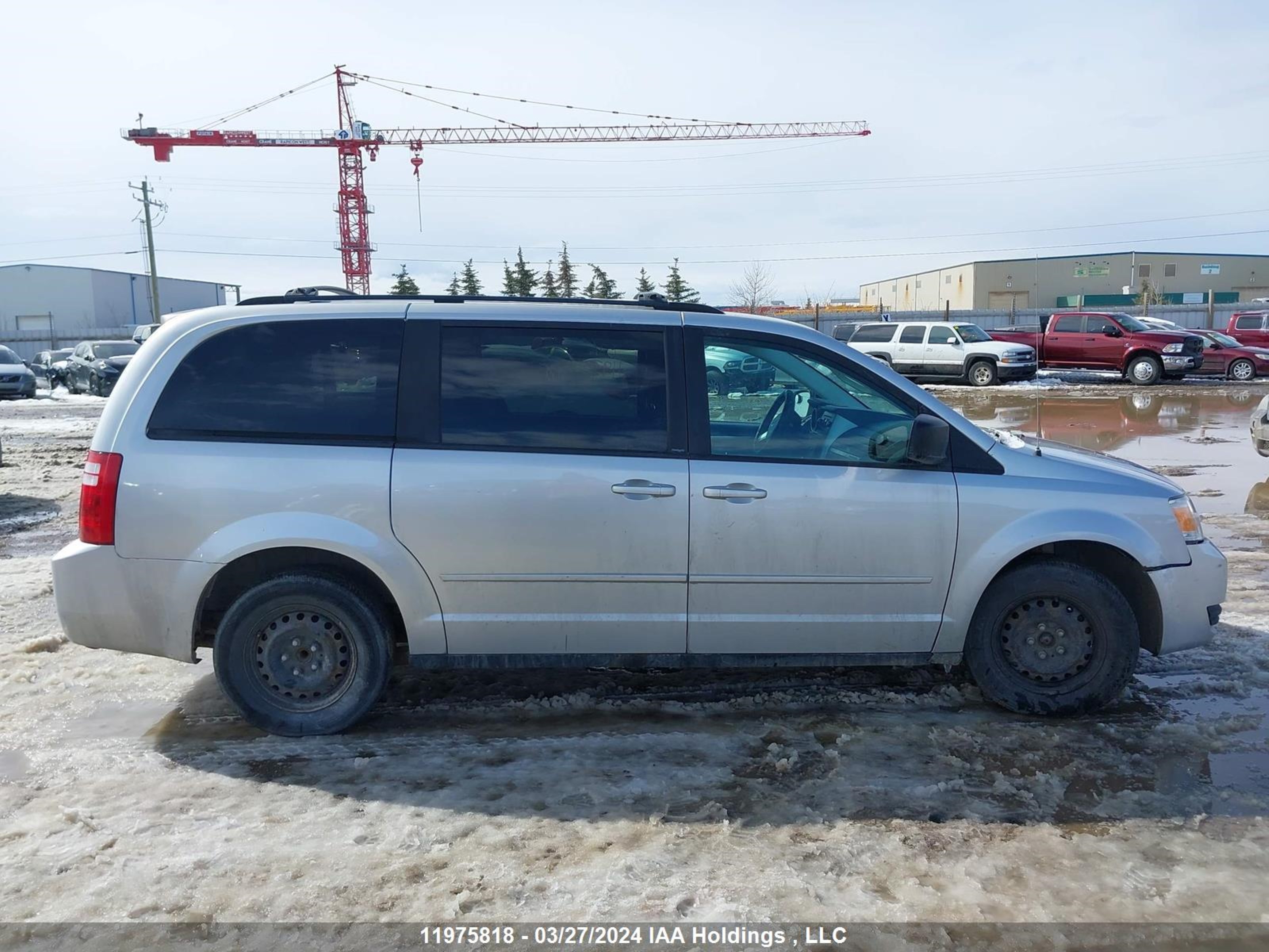 Photo 13 VIN: 2D4RN4DE9AR370993 - DODGE CARAVAN 