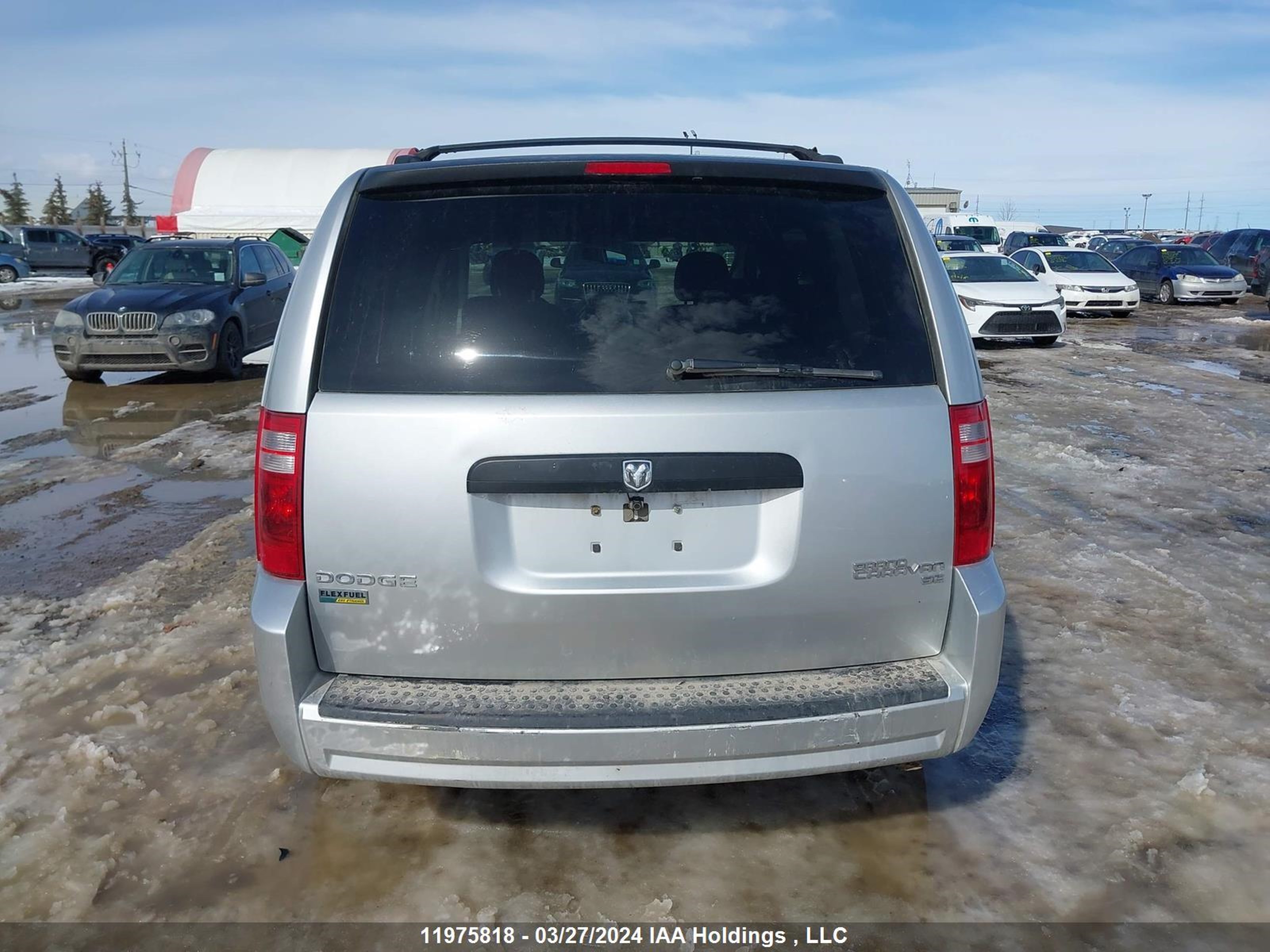 Photo 16 VIN: 2D4RN4DE9AR370993 - DODGE CARAVAN 