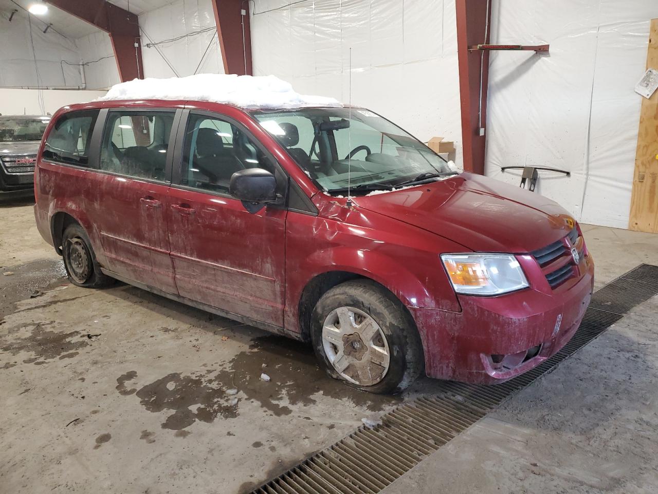 Photo 3 VIN: 2D4RN4DE9AR372503 - DODGE CARAVAN 