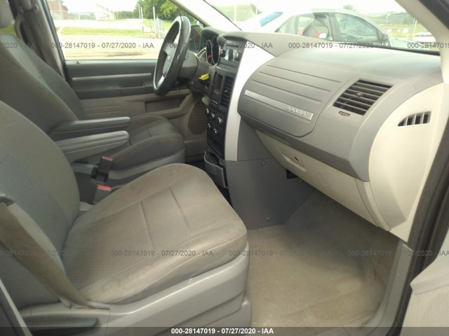 Photo 4 VIN: 2D4RN4DE9AR452982 - DODGE GRAND CARAVAN 