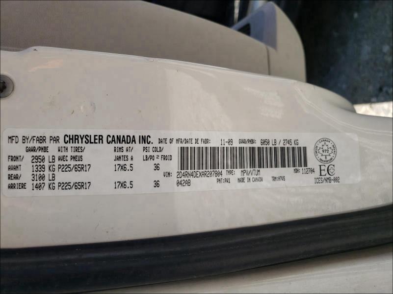 Photo 9 VIN: 2D4RN4DEXAR207804 - DODGE GRAND CARA 