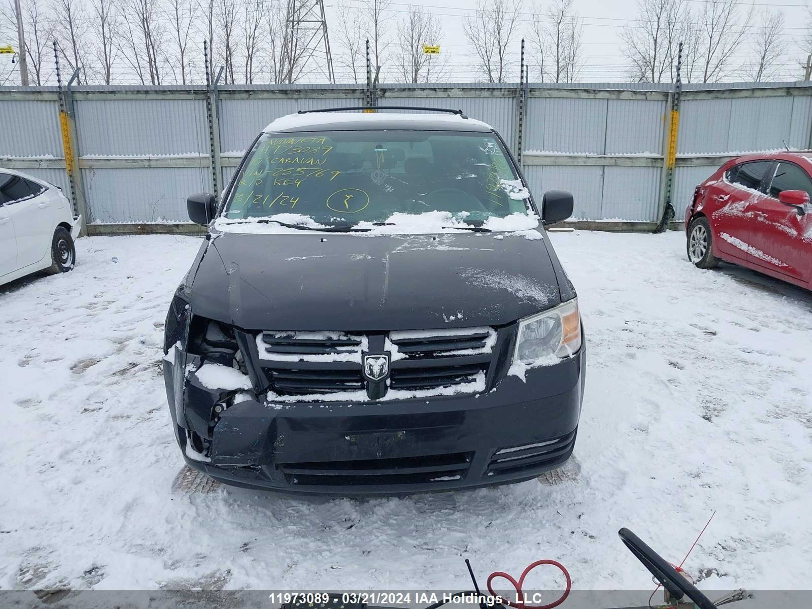 Photo 12 VIN: 2D4RN4DEXAR255769 - DODGE CARAVAN 