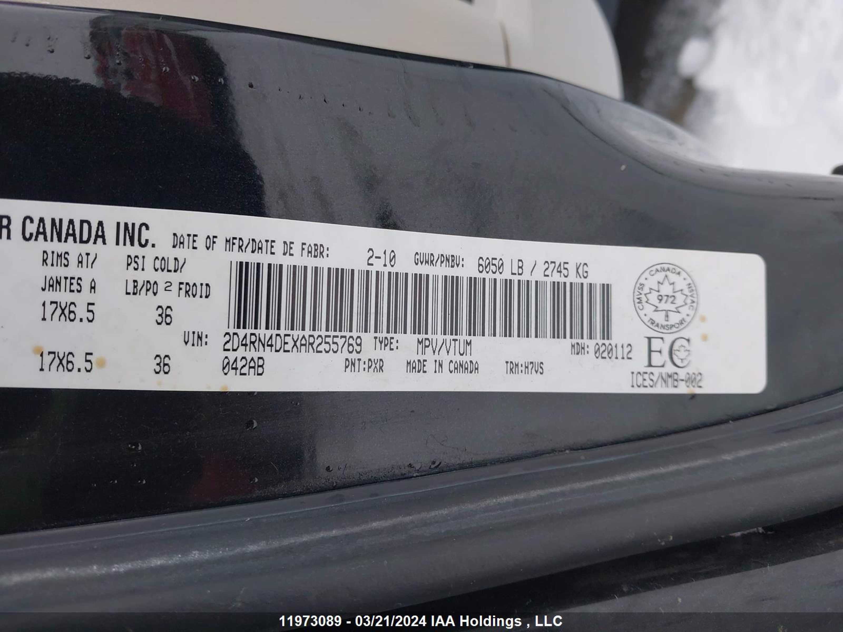 Photo 8 VIN: 2D4RN4DEXAR255769 - DODGE CARAVAN 