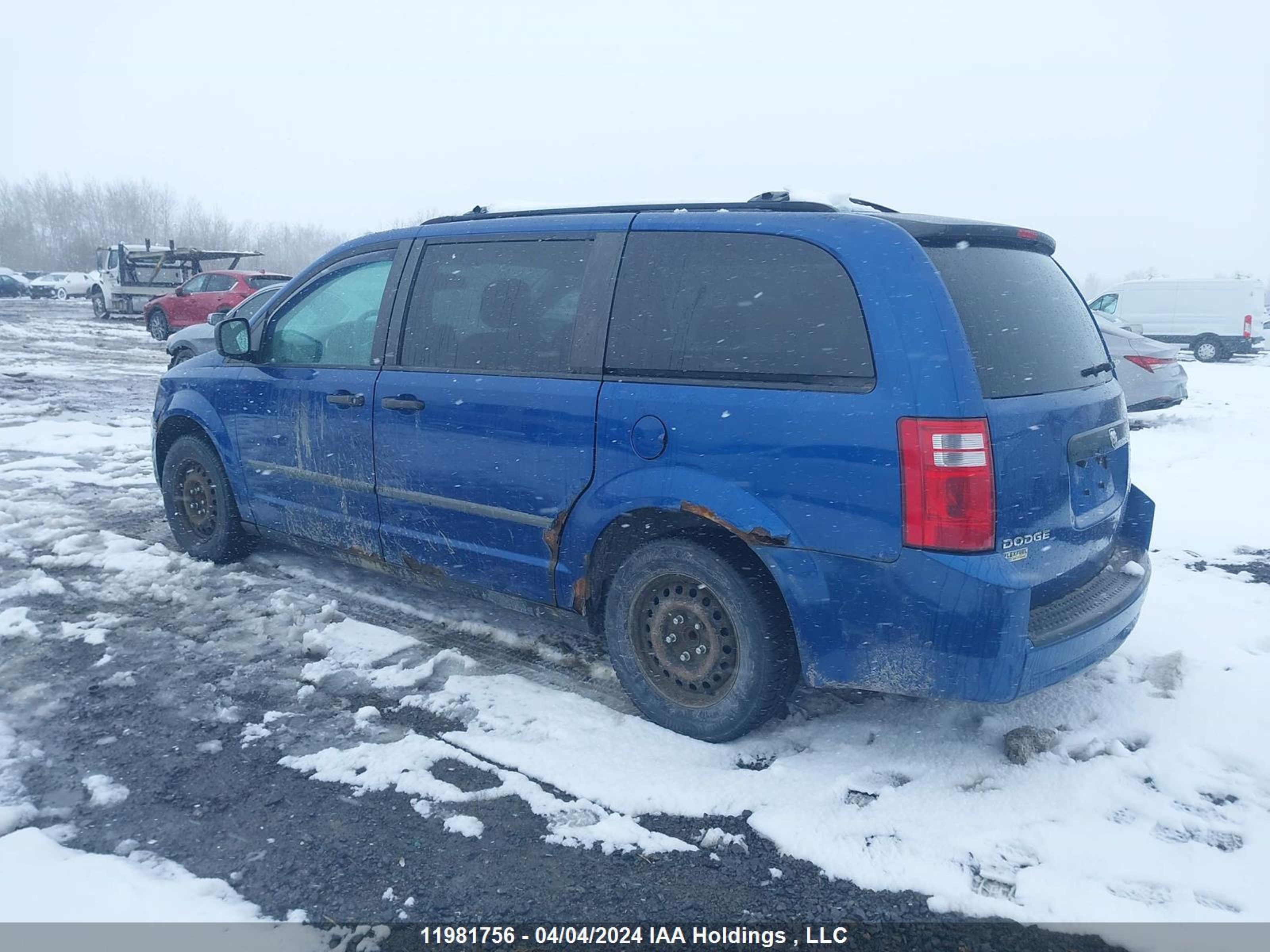 Photo 2 VIN: 2D4RN4DEXAR430425 - DODGE CARAVAN 