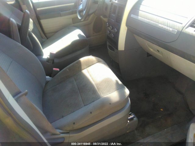 Photo 4 VIN: 2D4RN4DEXAR438170 - DODGE GRAND CARAVAN 