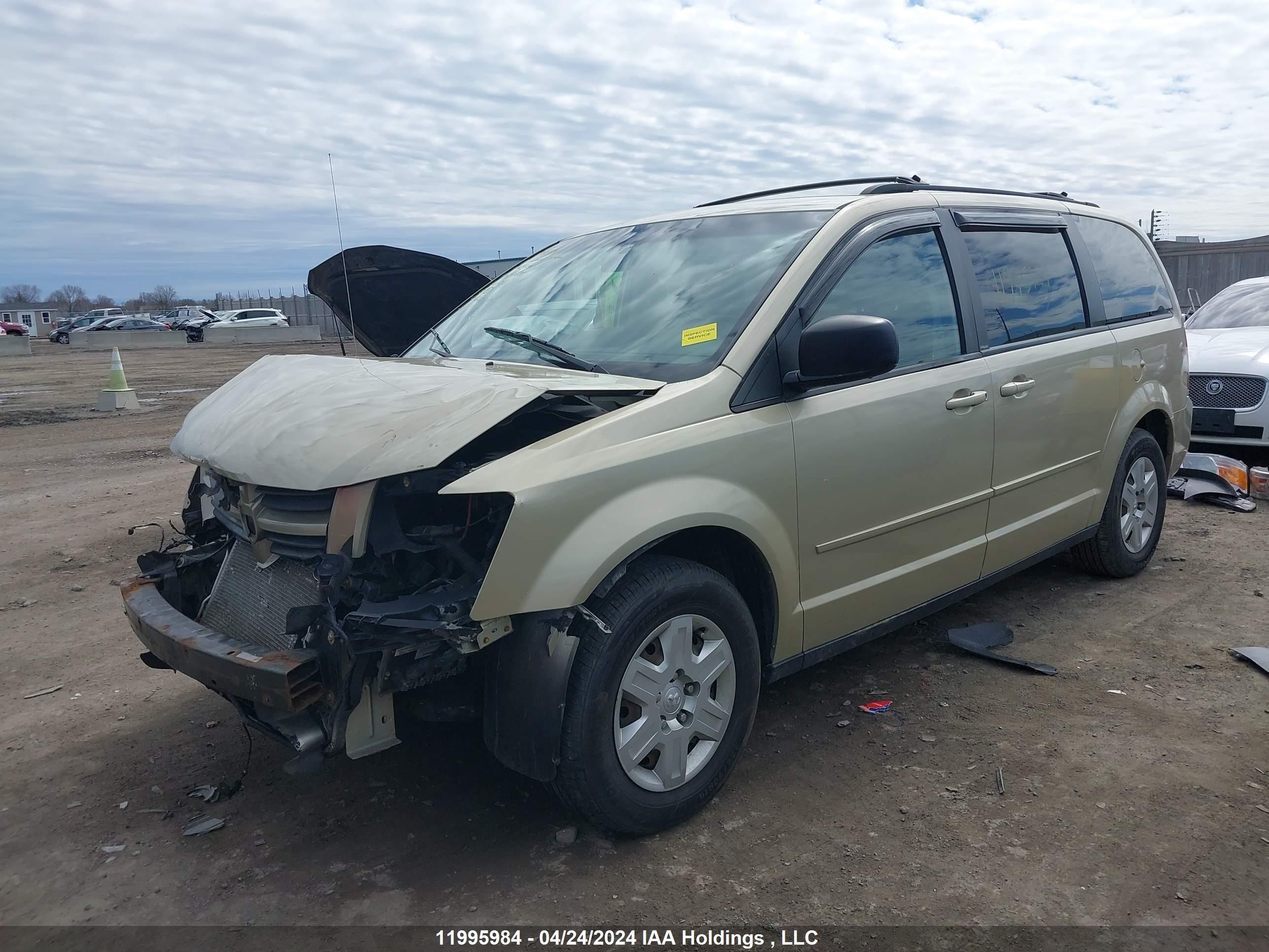 Photo 1 VIN: 2D4RN4DEXAR468494 - DODGE CARAVAN 