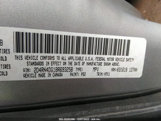 Photo 8 VIN: 2D4RN4DG1BR693258 - DODGE GRAND CARAVAN 