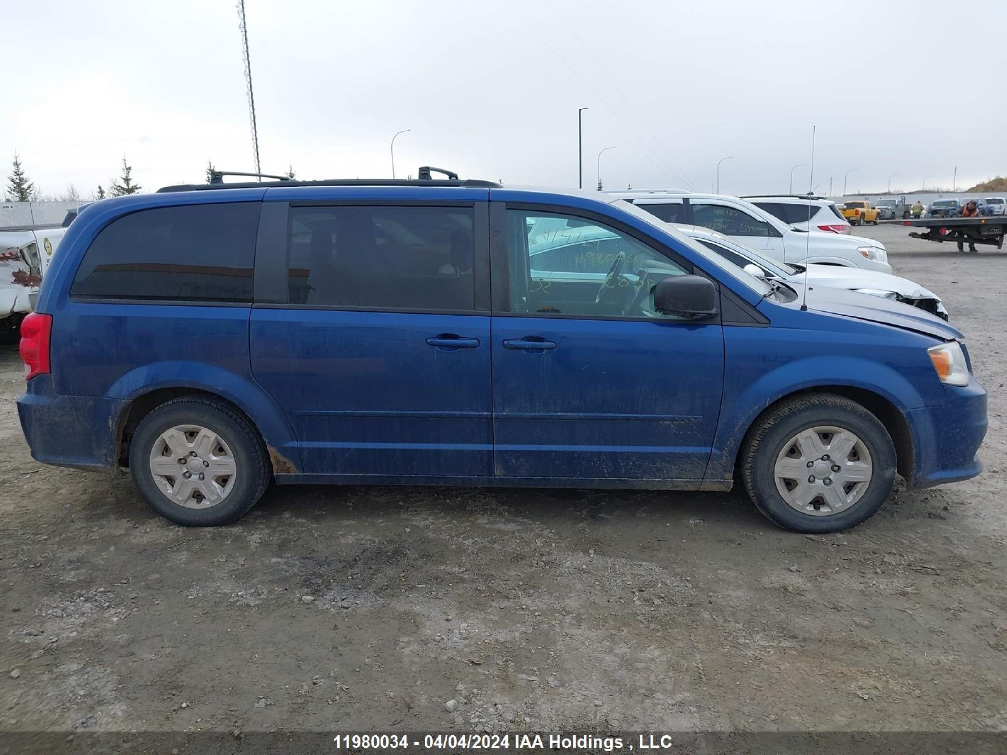 Photo 12 VIN: 2D4RN4DG1BR740921 - DODGE CARAVAN 