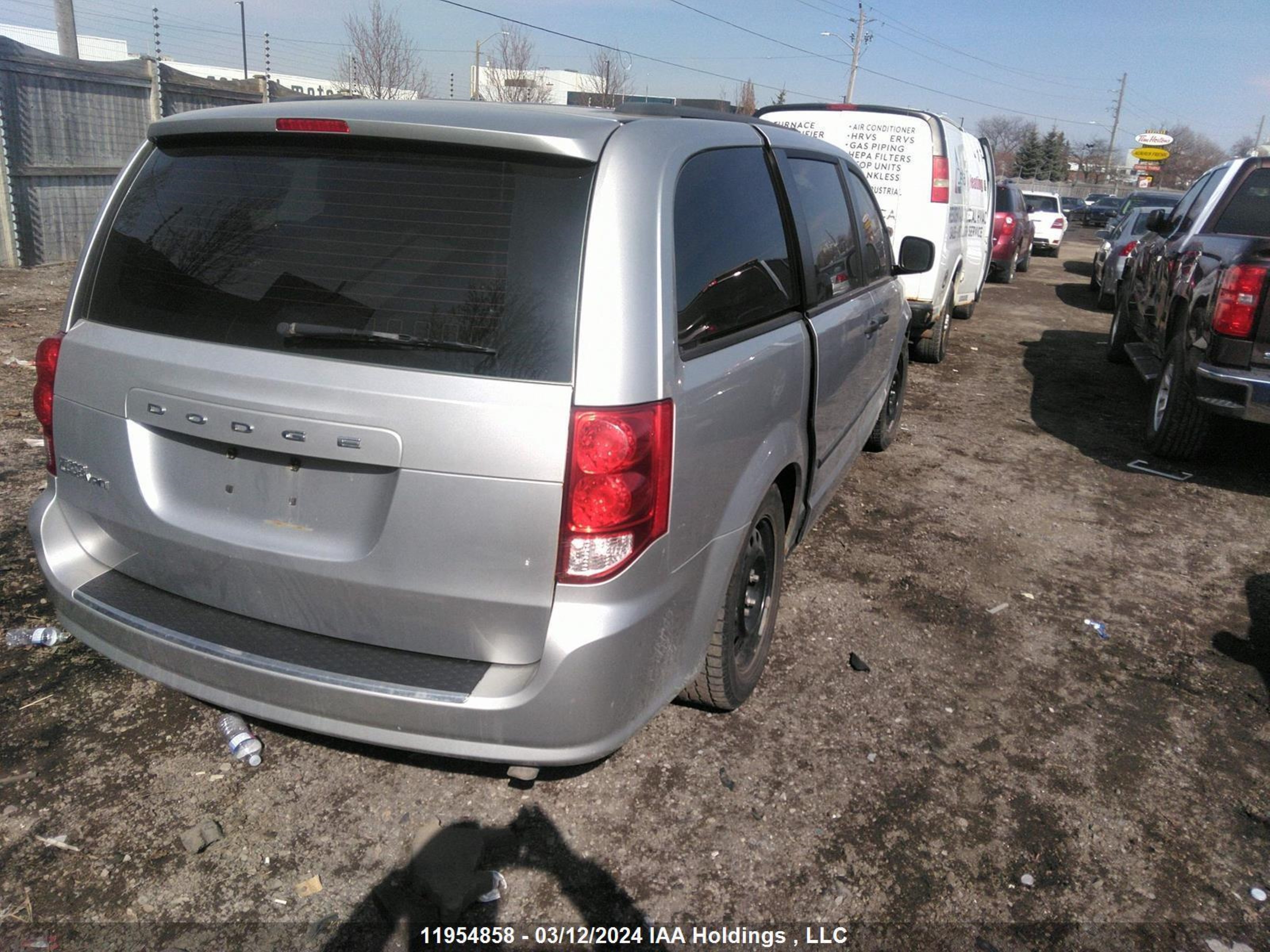 Photo 3 VIN: 2D4RN4DG1BR769495 - DODGE CARAVAN 