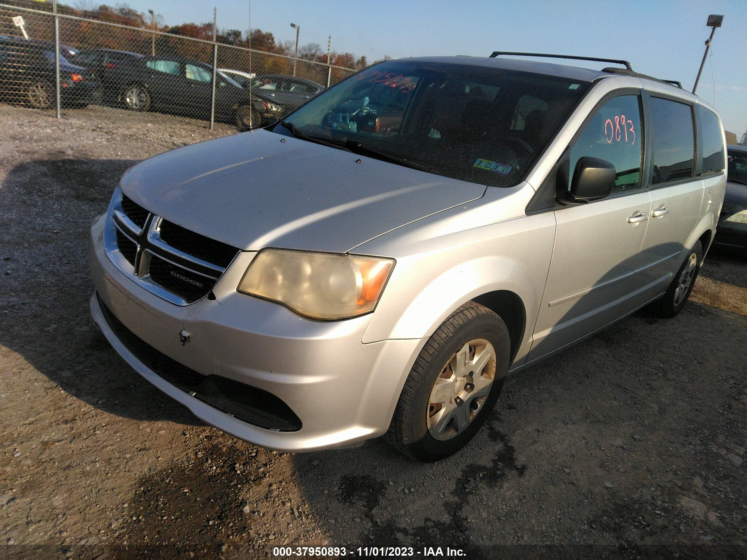 Photo 1 VIN: 2D4RN4DG2BR601896 - DODGE CARAVAN 