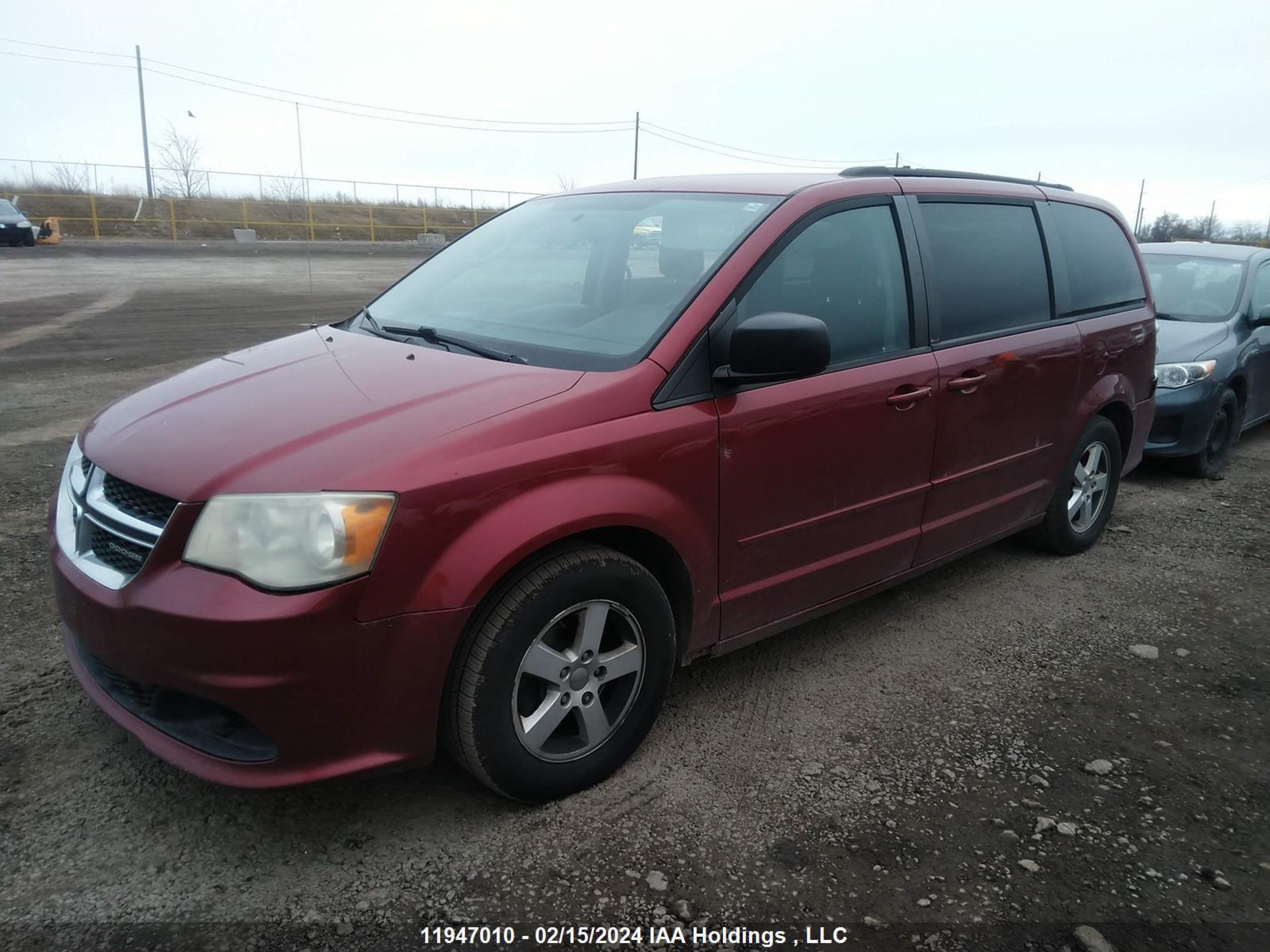 Photo 1 VIN: 2D4RN4DG2BR724856 - DODGE CARAVAN 