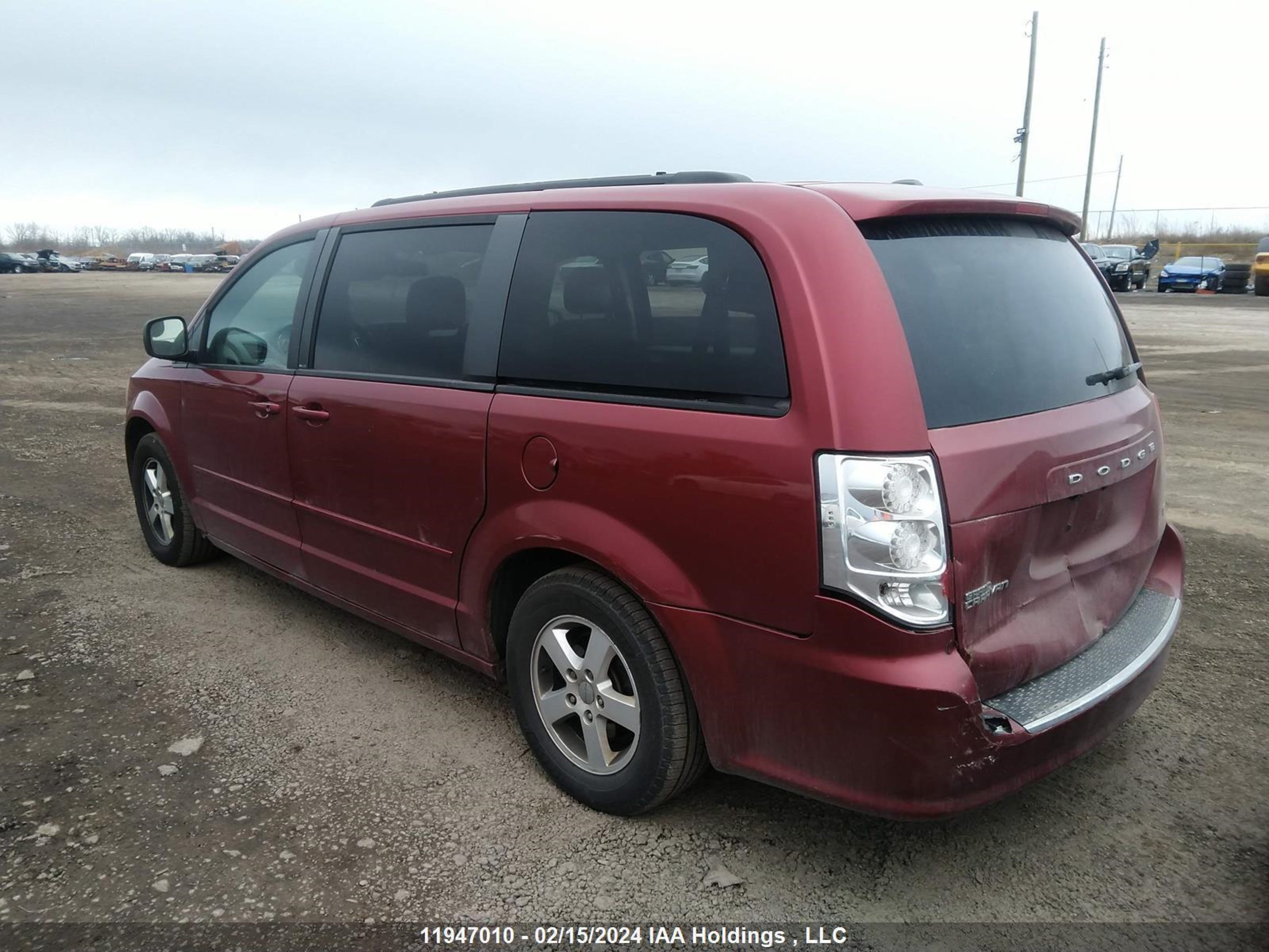 Photo 2 VIN: 2D4RN4DG2BR724856 - DODGE CARAVAN 