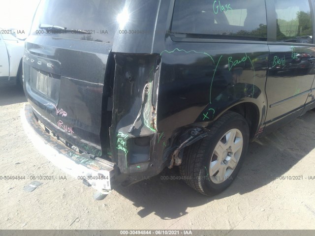 Photo 5 VIN: 2D4RN4DG3BR601759 - DODGE GRAND CARAVAN 