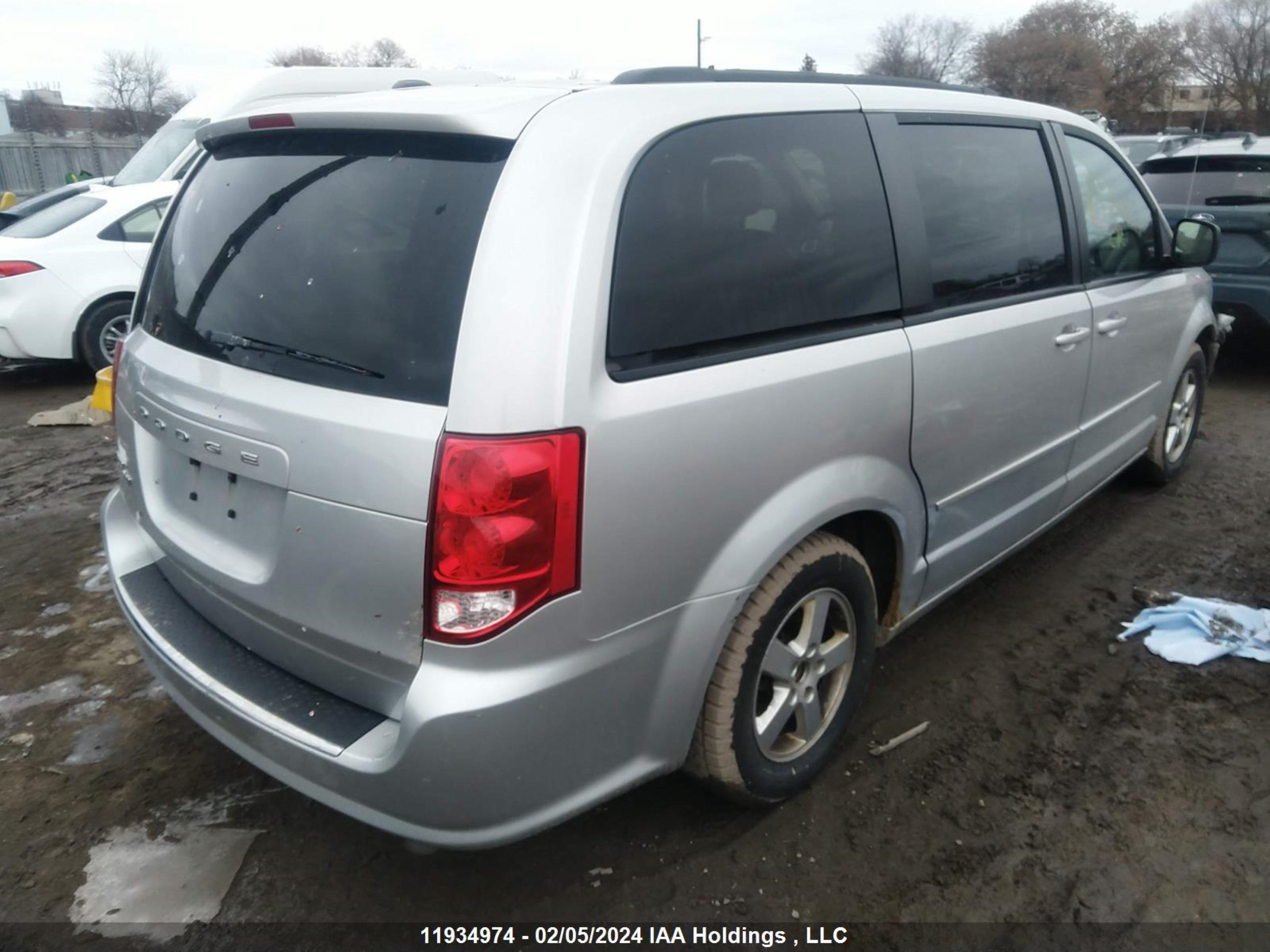 Photo 3 VIN: 2D4RN4DG3BR729595 - DODGE CARAVAN 