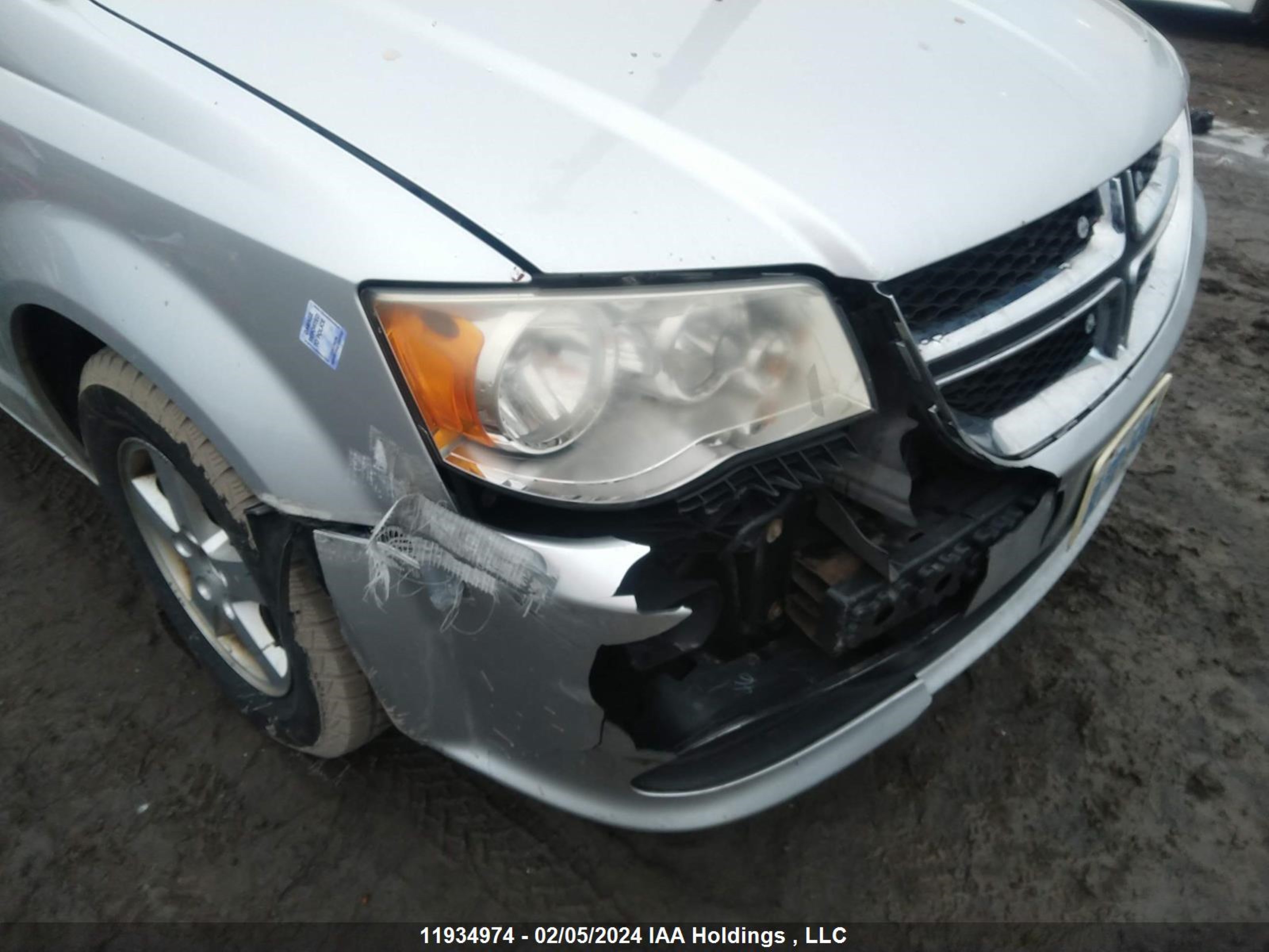 Photo 5 VIN: 2D4RN4DG3BR729595 - DODGE CARAVAN 