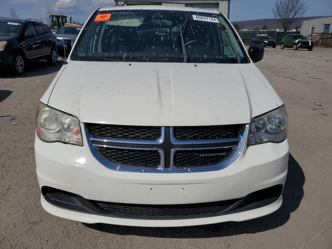 Photo 4 VIN: 2D4RN4DG3BR757395 - DODGE CARAVAN 