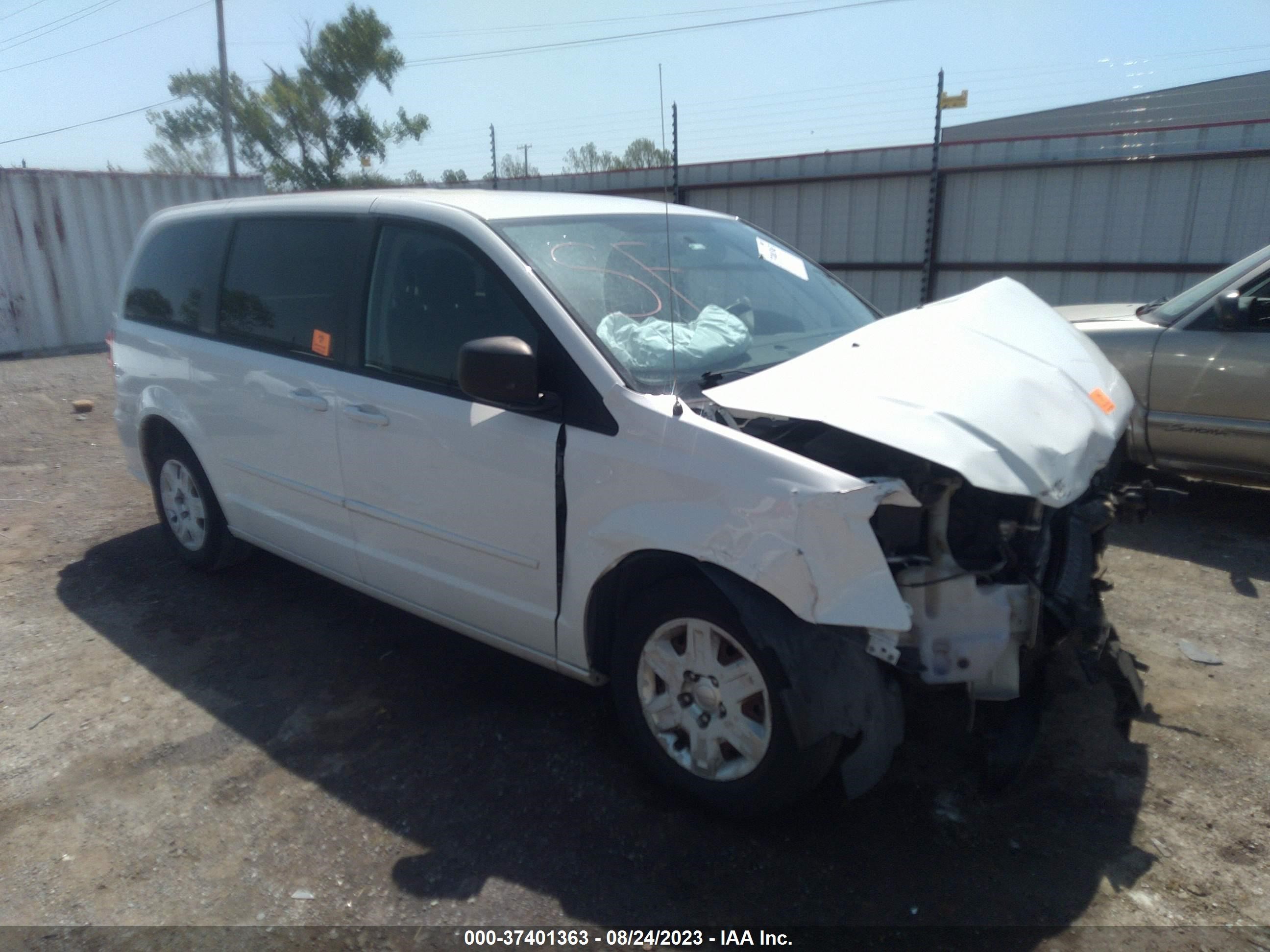 Photo 0 VIN: 2D4RN4DG3BR773676 - DODGE CARAVAN 