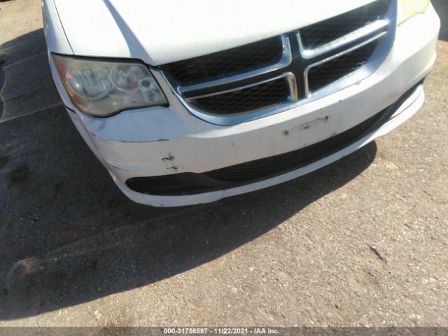 Photo 5 VIN: 2D4RN4DG4BR731422 - DODGE GRAND CARAVAN 