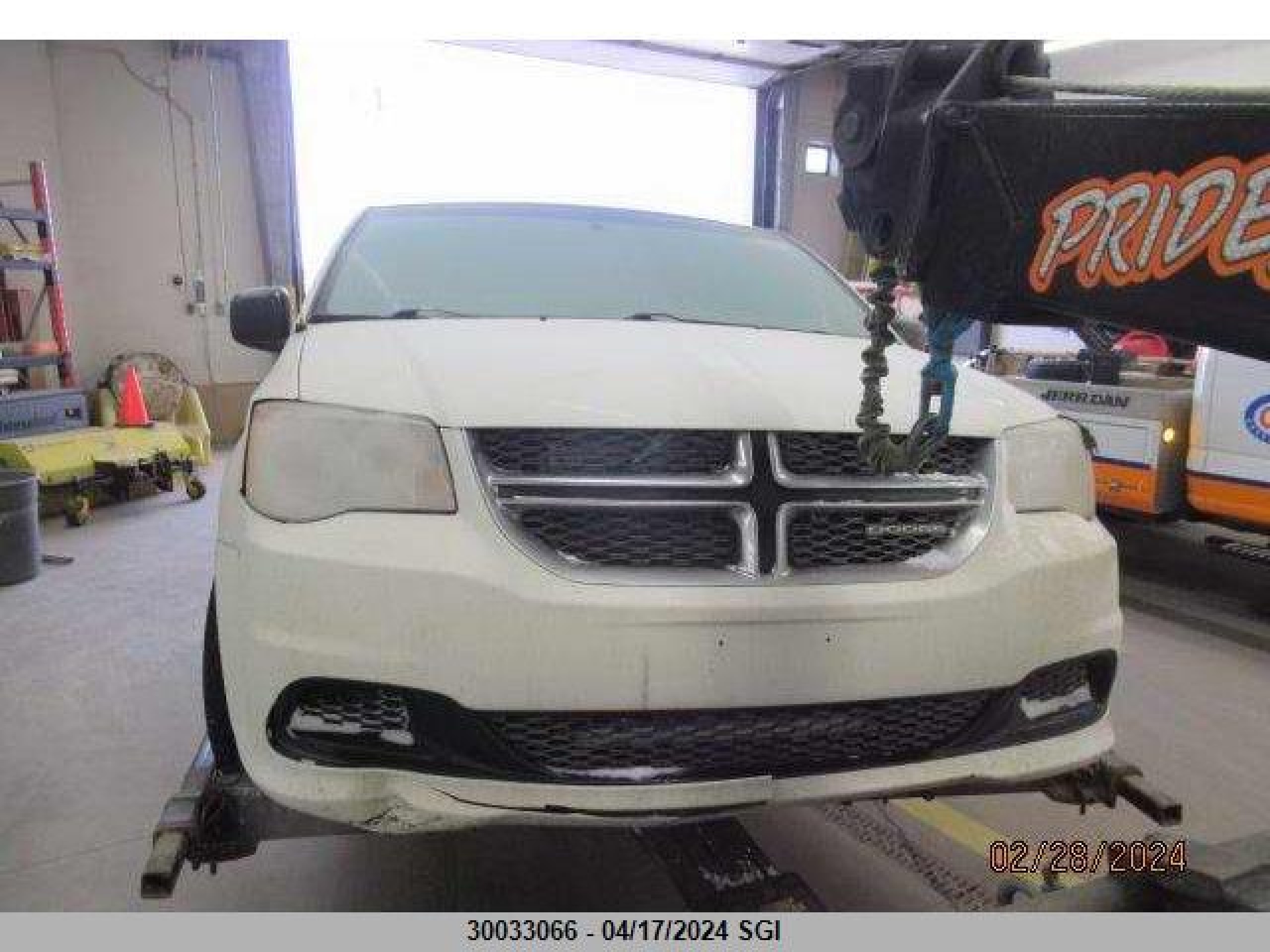 Photo 4 VIN: 2D4RN4DG4BR756613 - DODGE CARAVAN 