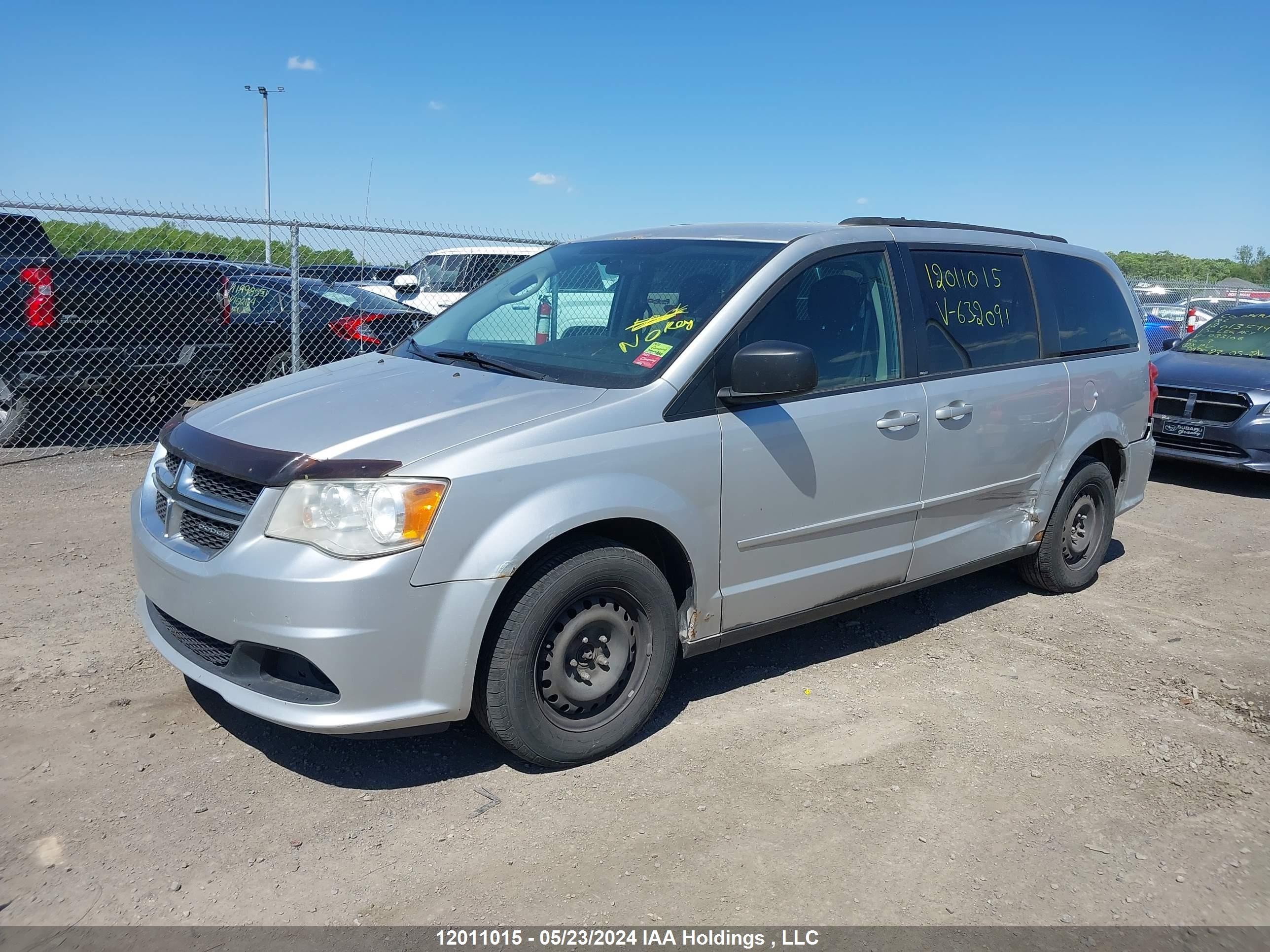 Photo 1 VIN: 2D4RN4DG5BR632091 - DODGE CARAVAN 