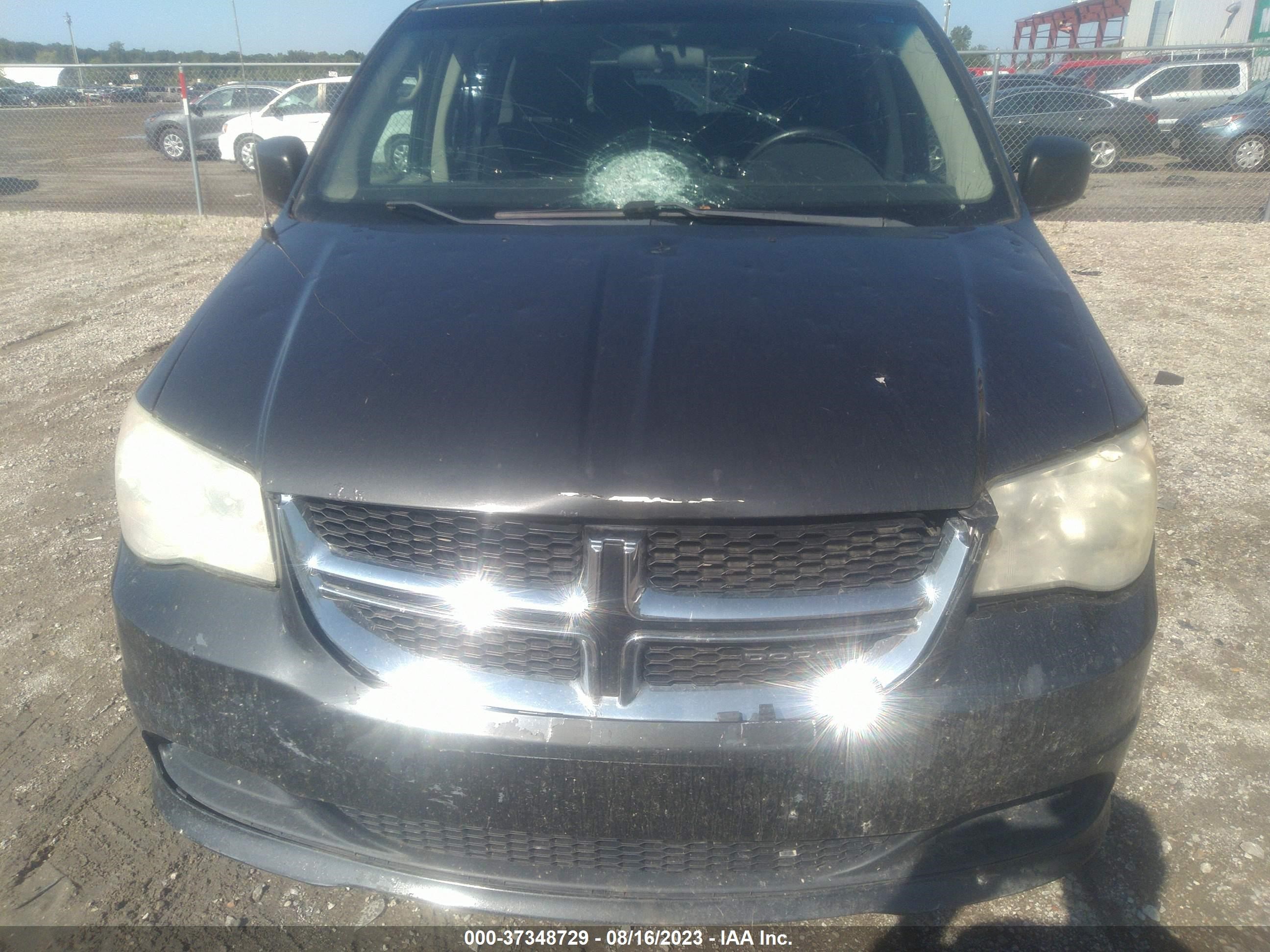 Photo 5 VIN: 2D4RN4DG5BR792942 - DODGE CARAVAN 