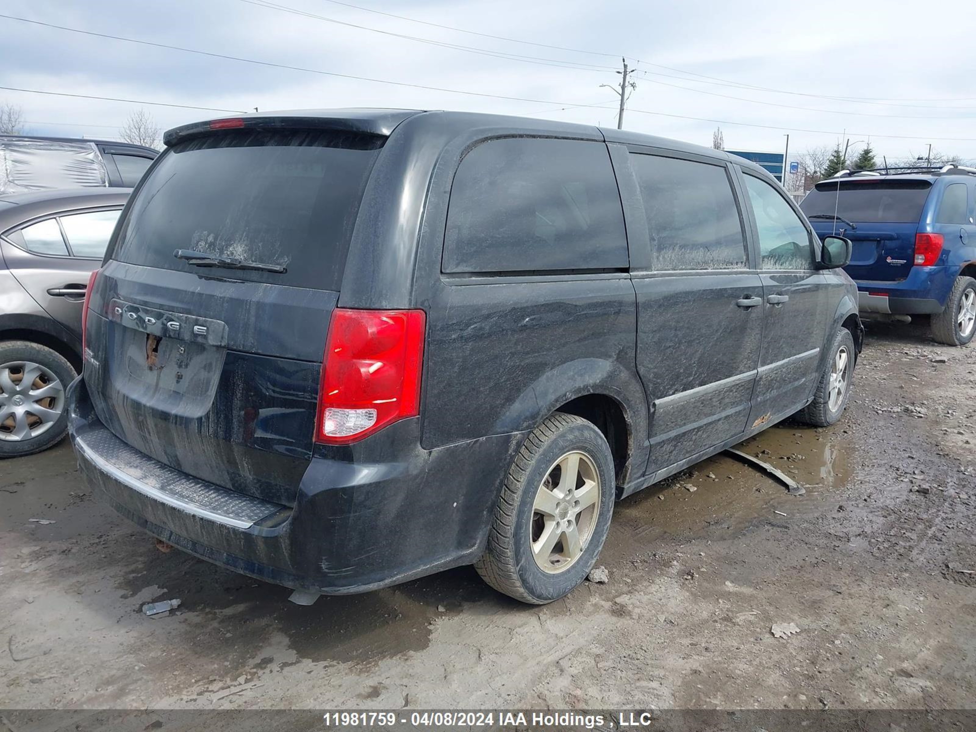 Photo 3 VIN: 2D4RN4DG6BR600105 - DODGE CARAVAN 