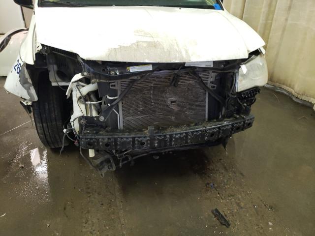 Photo 8 VIN: 2D4RN4DG6BR722916 - DODGE GRAND CARA 