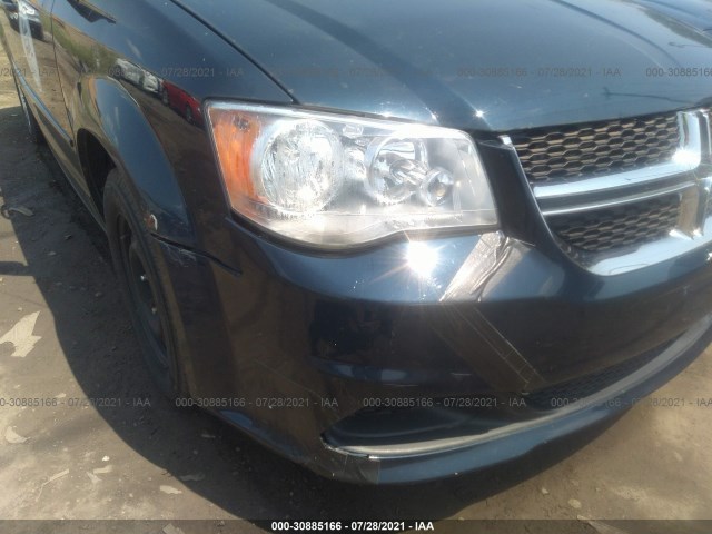 Photo 5 VIN: 2D4RN4DG7BR601702 - DODGE GRAND CARAVAN 